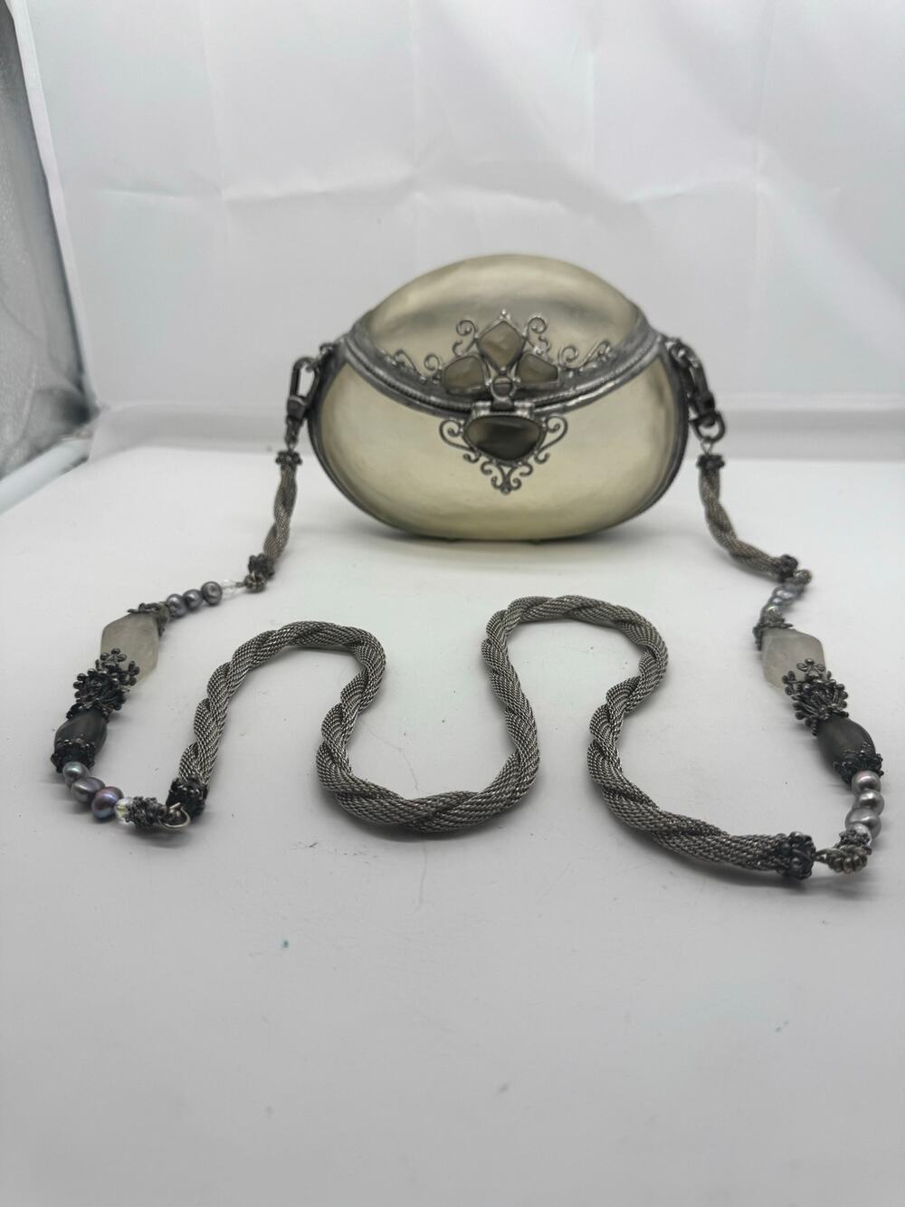 Vintage Maya Evangelista frosted resin clutch shoulder evening bag
